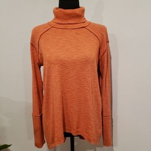 We The Free Orange Long Sleeve Asymmetric HemTurtleneck Top Size Small